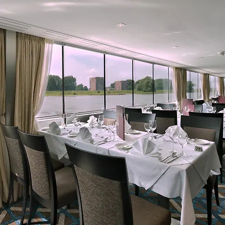 Hotelships Holland - Hs Leonora - Messe Dusseldorf