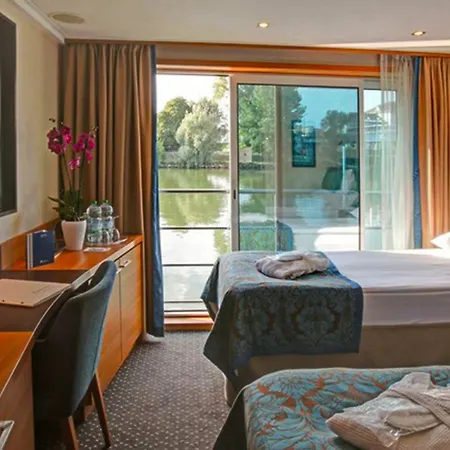 Hotel Hotelships Holland - Hs Leonora - Messe Dusseldorf