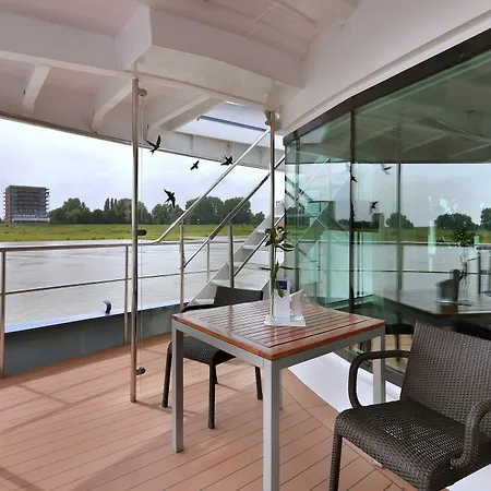 Hotelships Holland - Hs Leonora - Messe Hotel 4*