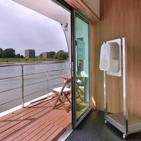 Hotelships Holland - Hs Leonora - Messe Hotel 4*