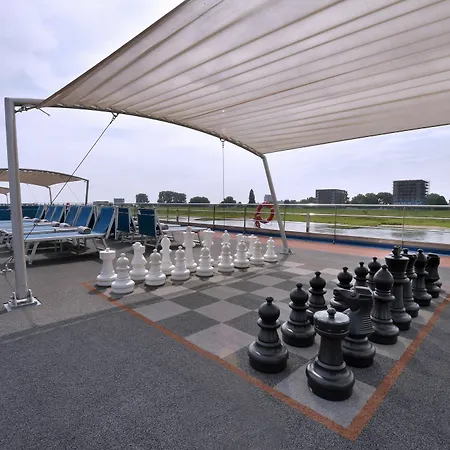 Hotelships Holland - Hs Leonora - Messe