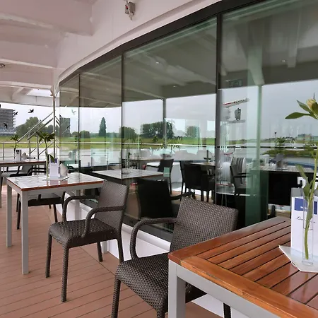 Hotel Hotelships Holland - Hs Leonora - Messe Dusseldorf